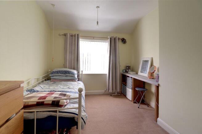 Bedroom 2 (Double)
