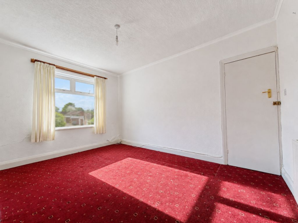 3 bed Semi-Detached for sale Image 7