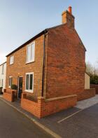4 Villa Cottage, Hollyhocks Lane, Barkston Ash, Tadcaster LS24 9TT