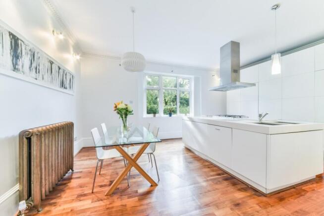 Kitchen dining room