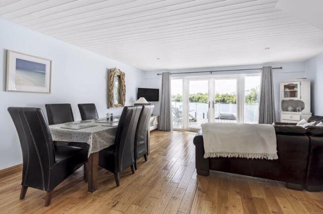 Living/dining area -lake view