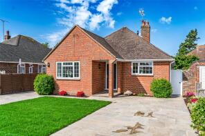 33, Sea Lane Gardens, Ferring BN12 5EQ