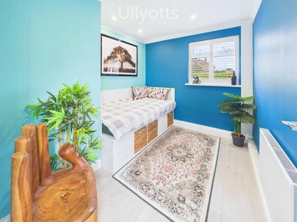 2 bed Semi-Detached Bungalow for sale Image 10