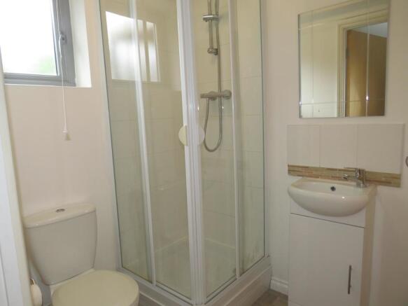 Cloakroom/wc