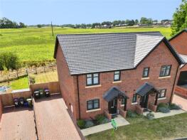 90, Fernhill Lane, Gobowen SY11 3PP
