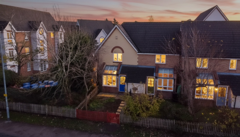 Headley Road East, Woodley, Reading