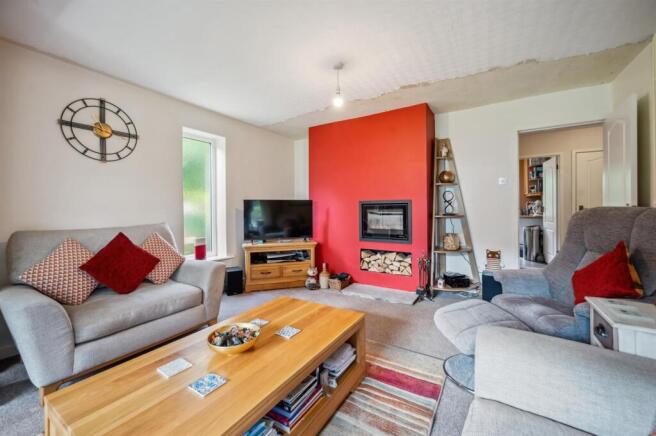 Sitting Room towards fireplace.jpg