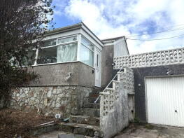 1, Lestraynes Lane, Penryn TR10 9EL
