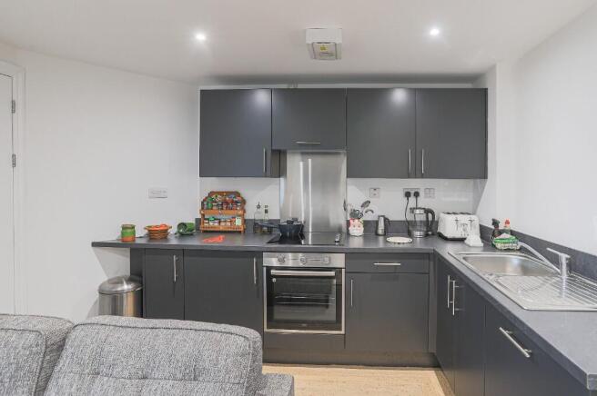 1 bed Flat for sale Image 9