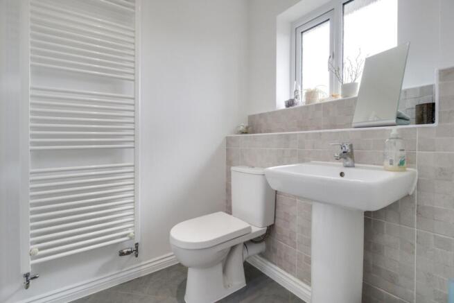 Ensuite-to-Bedroom-Two-I