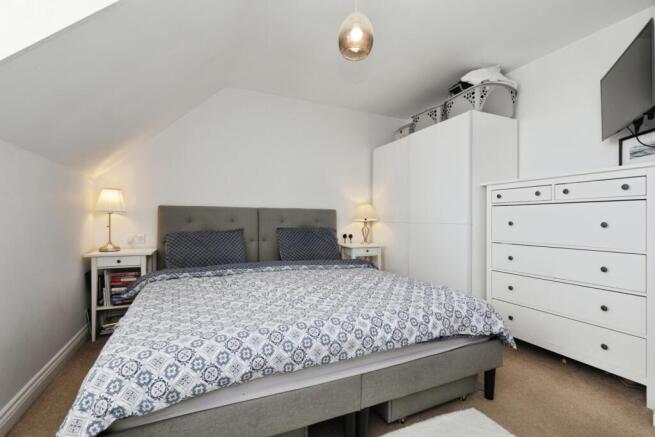 3 bed House for sale Image 5