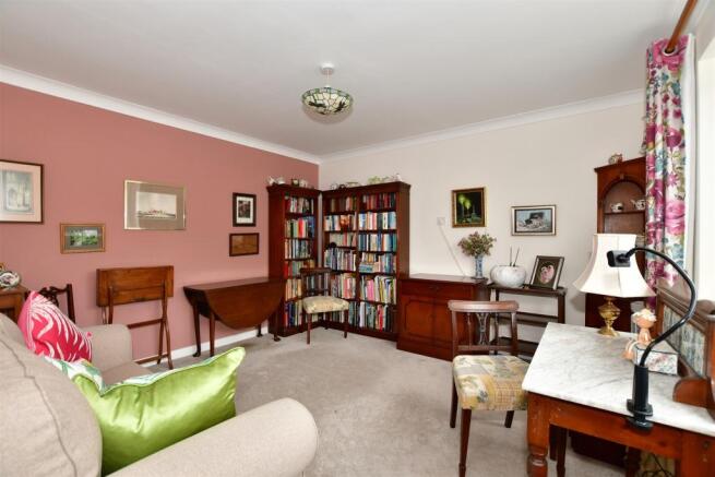Bedroom 3/Office
