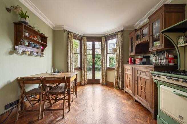 Mildenhall Road, E5