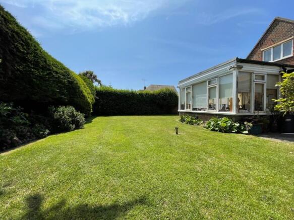 REAR GARDENS