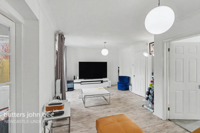 17 Prestbury Avenue, Newcastle ST5 4QY photo 4