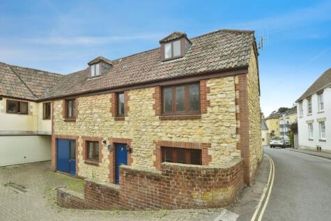Castle Street, Calne, SN11