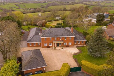 Llanhennock, Newport, NP18