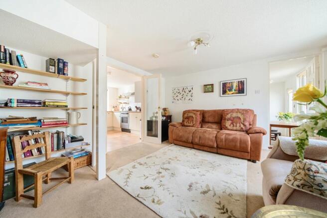 Living Room (3)