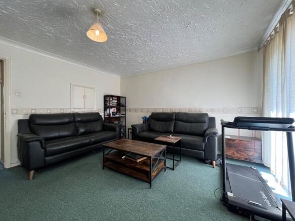 lounge.jpg