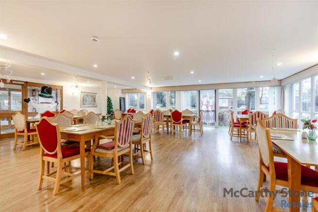 8672483-interior18.jpg