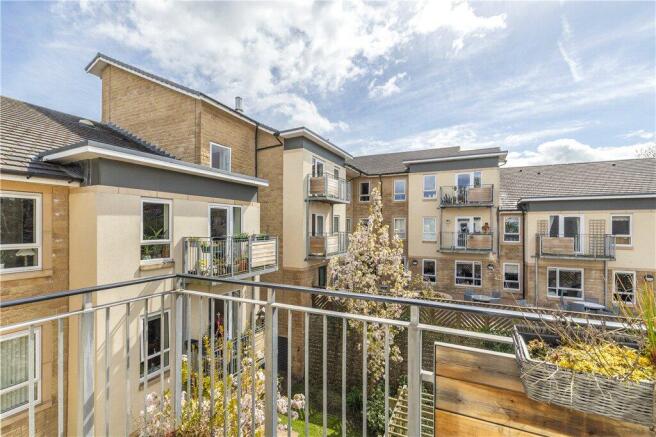 2 bed Apartment for sale Image 11