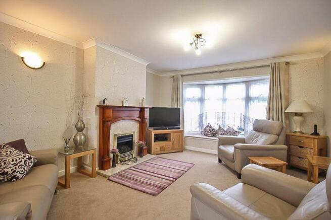 LOUNGE AREA