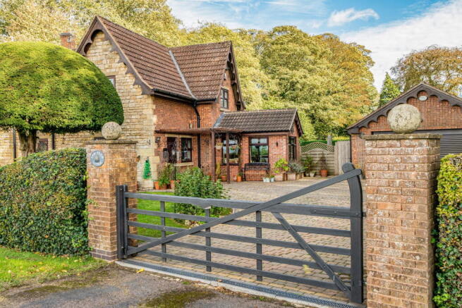 Melton Road, Waltham On The Wolds, Melton Mowbray, LE14 4AJ photo 3