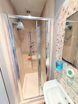 4 bed End of Terrace for sale Image 11