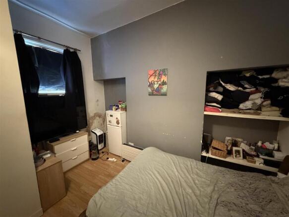 5 bed Not Specified for sale Image 9