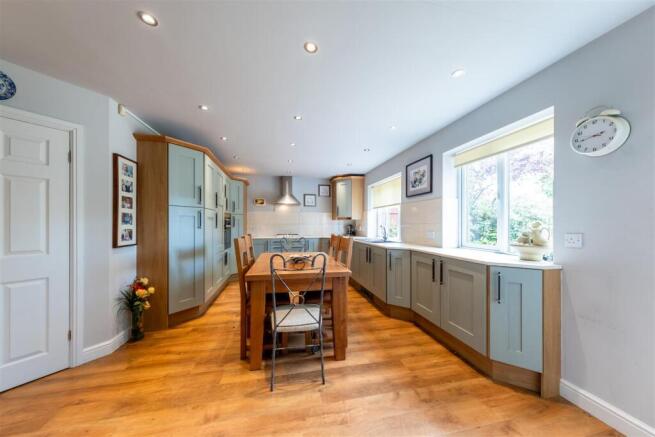 20 Blandford Dive-002.jpg