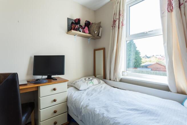 5 Allanfield Grove-15_LowRes.jpg