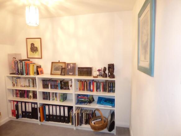 Photo 10