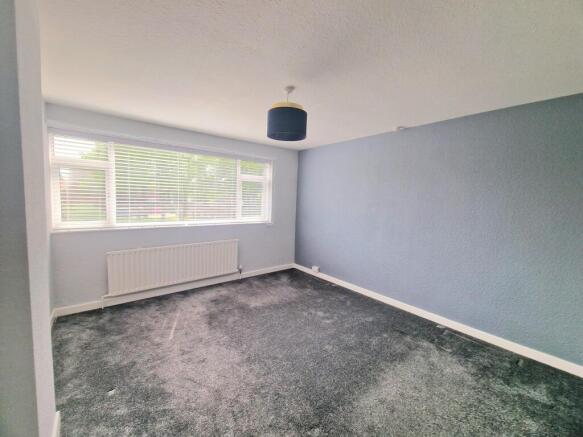 3 bed House to rent Image 9