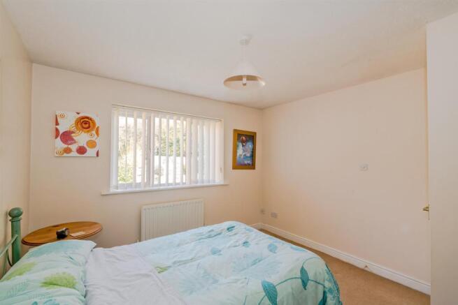 Brisbane Way, Cannock, WS122GR-14.jpg