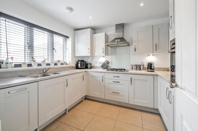 1340426-9-689de78...