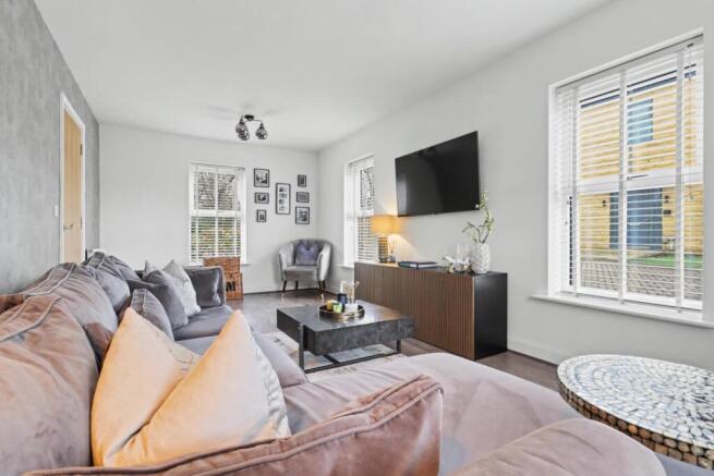 4 bed Detached for sale Image 6