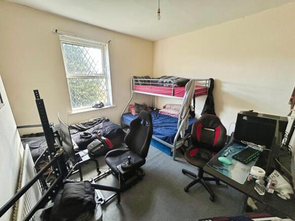 3 bed Terraced for sale Image 6