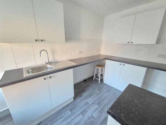 Kitchen..jpg