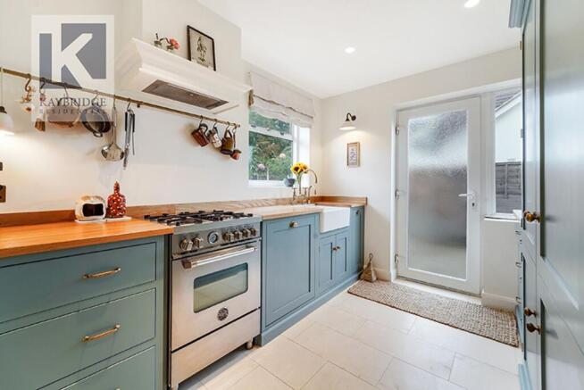 Alsom Avenue, Worcester Park - KT4 7EG