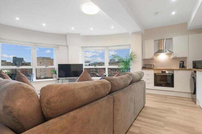Kitchen/Lounge