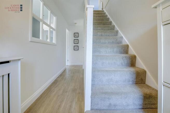 3 bed Detached for sale Image 9