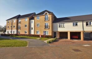218, School Avenue, Laindon, Basildon SS15 6LX
