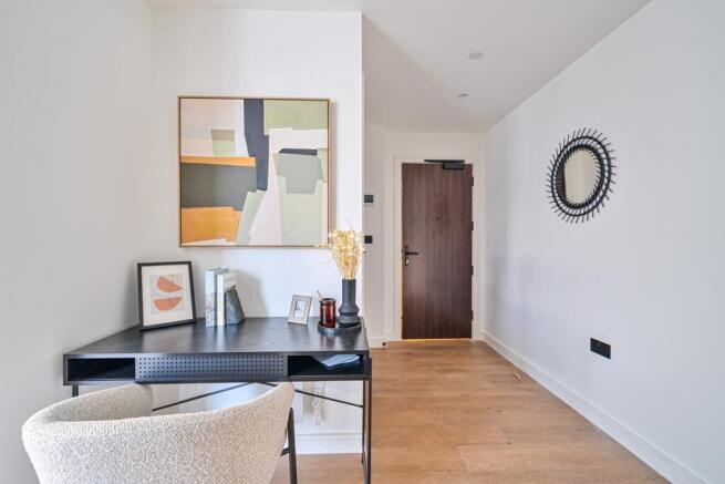 1386742-26-692ff4...