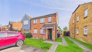 36, Nash Close, Welham Green, Hatfield AL9 7NN