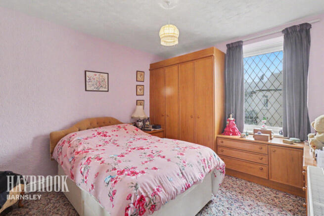 3 bed Terraced for sale Image 9