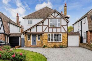 25, Chantry Hurst, Epsom KT18 7BW