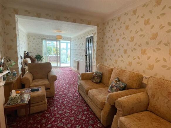 Living room.,.jpg