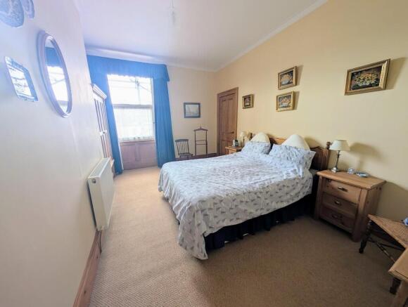2 bed Flat for sale Image 9