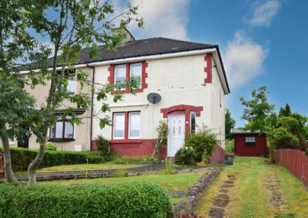 3 bed semi-detached house for sale Hawthorn Garde