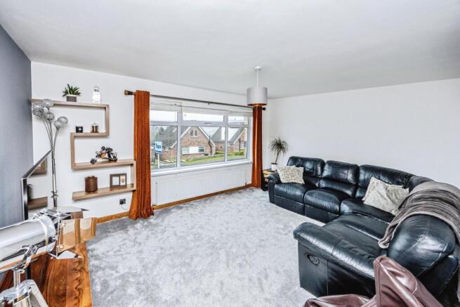 4 bed Detached for sale Image 10